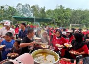 Honda Babel Berbagi Kebahagiaan: Ratusan Porsi Masakan untuk Warga Sinar Manik