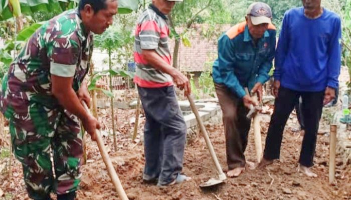 Babinsa Koramil 2307/Ciwandan, Karbak Pembangunan Jalan
