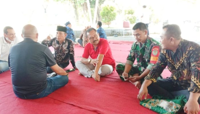 Babinsa Koramil 2303/Pulomerak, Komsos Membahas Tentang Keamanan Bulan Ramadhan