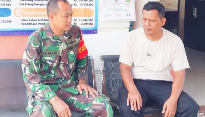 Babinsa Koramil 2306/Mancak Komsos Membahas Program Kerja