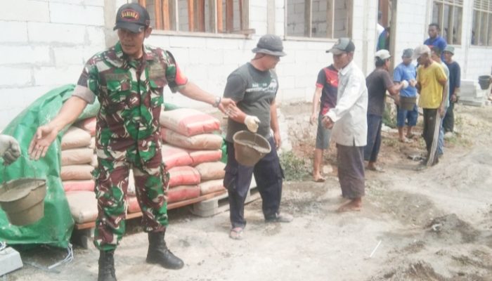 Babinsa Koramil 2303/Pulomerak, Karbak Pengecoran Madrasah