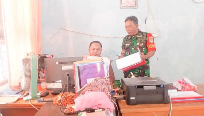 Babinsa Koramil 2302/Bojonegara, Puan Ter Membahas Jumlah Penduduk
