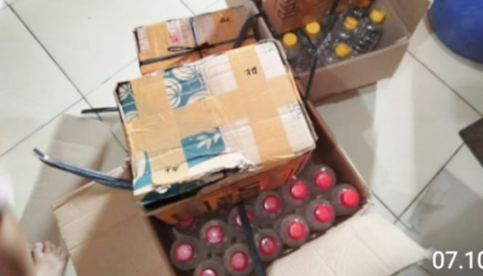 Beromzet Puluhan Juta, Polisi Gerebek Home Industry Ciu di Periuk Tangerang