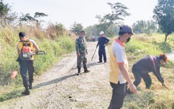 Babinsa Koramil 2301/Cilegon, Karbak Pembersihan Sampah