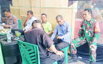 Babinsa Koramil 2302/Bojonegara, Komsos Membahas Tentang Keamanan