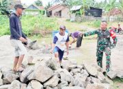 Babinsa Koramil 2304/Anyer, Karbak Pengangkatan Batu