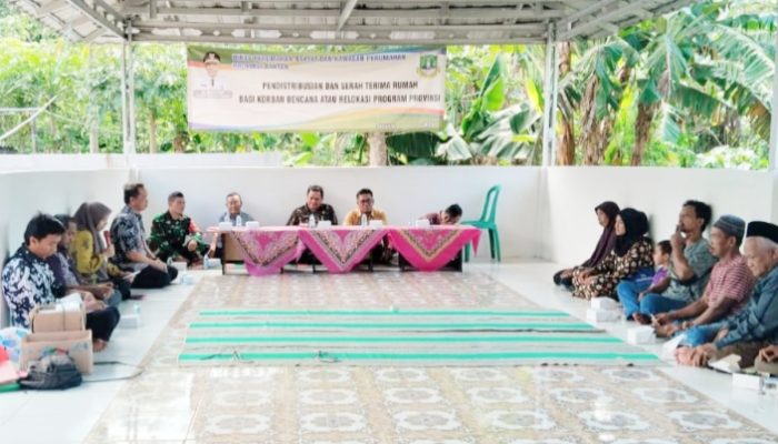 Babinsa Koramil 2304/Anyer, Komsos Membahas Pengajian Rutin