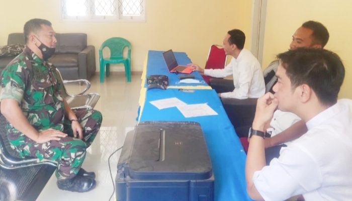 Babinsa Koramil 2306/Mancak, Komsos Membahas Tentang Kesehatan Lingkungan