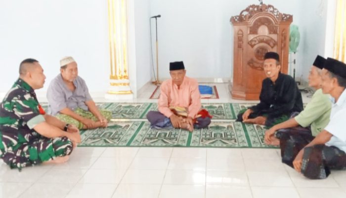 Babinsa Koramil 2305/Cinangka, Komsos Membahas Tentang Toleransi Beragama