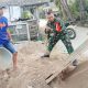 Babinsa Koramil 2305/Cinangka, Karbak Pengayakan Pasir