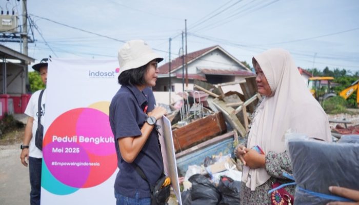 Indosat Ooredoo Hutchison Salurkan Bantuan untuk Korban Gempa Bengkulu