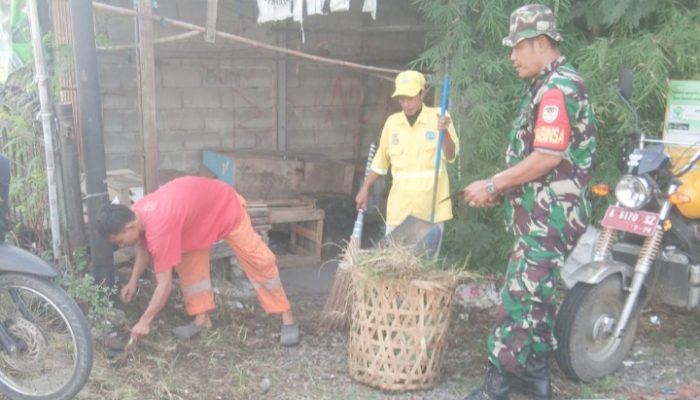 Babinsa Koramil 2303/Pulomerak, Karbak Pembersihan Fasilitas Umum