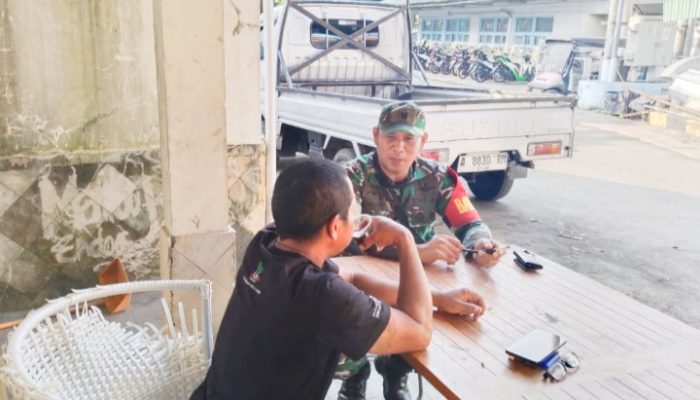 Babinsa Koramil 2304/Anyar, Karbak Membahas Keamanan dan Ketertiban Masyarakat