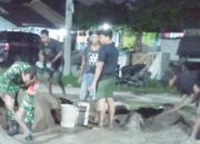 Babinsa Koramil 2301/Cilegon, Karbak Perbaikan Jalan