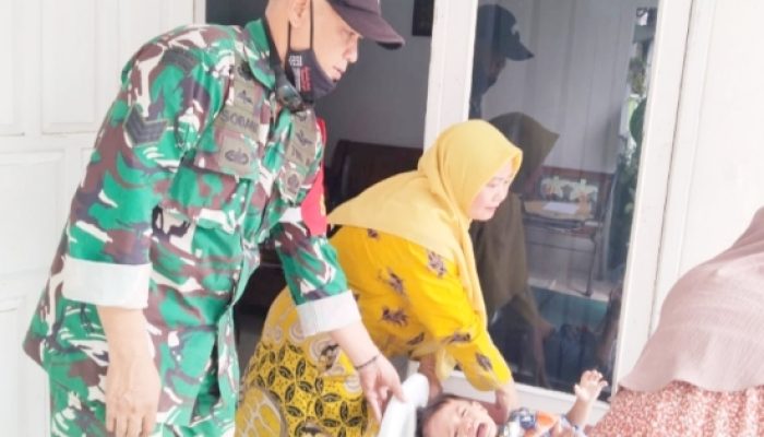 Babinsa Koramil 2304/Anyar, Bintahwil Pendampingan Posyandu