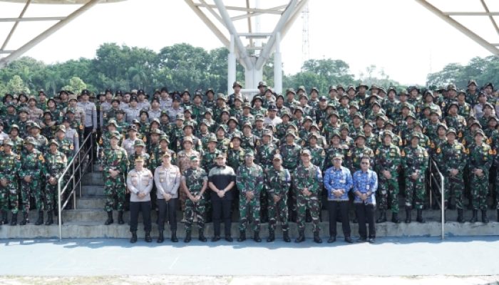 Walikota Cilegon Secara Resmi Melepas Peserta Taruna Taruni Latsitarda Nusantara XLV di Kota Cilegon