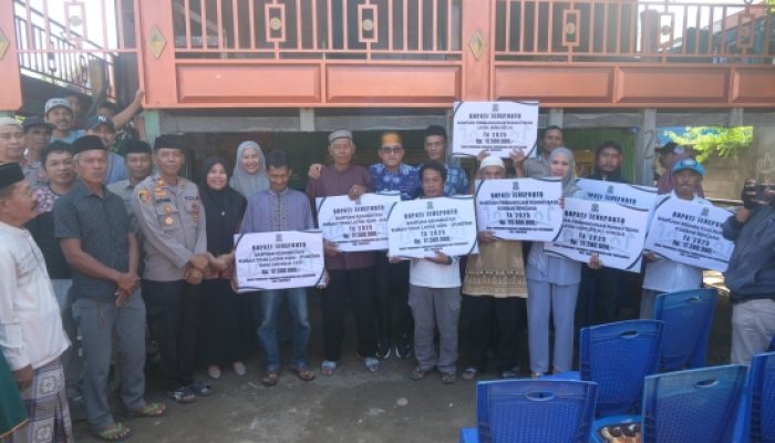 Bupati Jeneponto Serahkan Bantuan Kapada Warga yang Terdampak Stunting, TBC dan Bencana