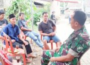 Babinsa Koramil 2306/Mancak, Komsos Membahas Tentang Gotong Royong