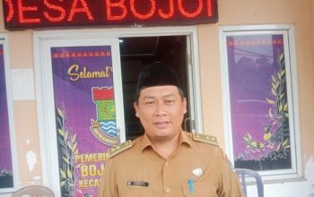 Pegawai Desa Bojongloa Tertangkap Kamera Main Gapleh, Kades Beri Penjelasan
