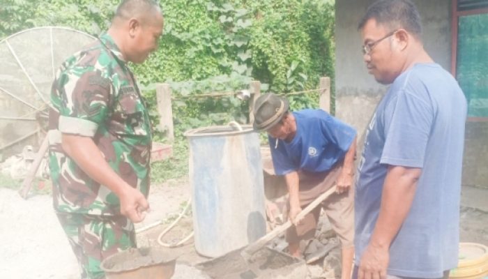 Koramil 2307/Ciwandan Gelar Karya Bhakti Bersama Warga Bangun Rumah dI Dua Kelurahan
