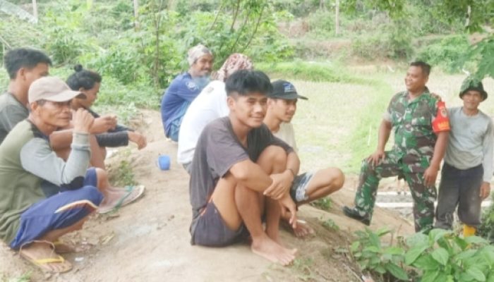 Koramil 2306/Mancak Aktifkan Giat Komsos Bersama Warga dan Tokoh Masyarakat