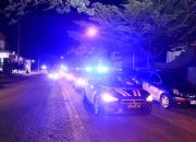 Jaga Keamanan, Polres Barru Gencarkan Patroli Malam dan Dialog Humanis dengan Warga