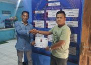 PWI Lebak Serahkan Sertifikat dan KTA Madya kepada Usep Setiana sebagai Bentuk Apresiasi Kompetensi