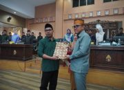 Bupati Jeneponto Serahkan Rancangan KUPA-PPAS Perubahan APBD 2025 ke DPRD