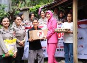 Peduli Masyarakat, Polwan Polres Tana Toraja Gelar Bakti Sosial dalam Rangka HUT Polwan ke-77