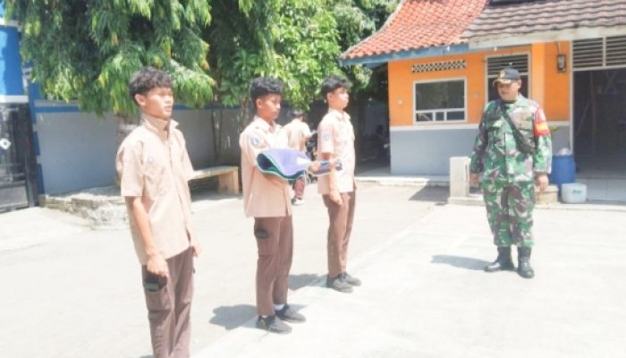 Koramil 2304/Anyar Gelar Bintahwil, Tanamkan Wawasan Kebangsaan dan Disiplin Pada Pelajar