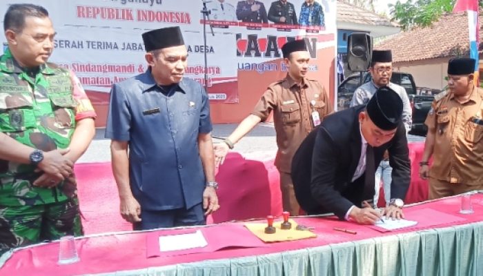 Dua Kepala Desa di Kecamatan Anyar Resmi Dikukuhkan dan Dilantik oleh Bupati Serang