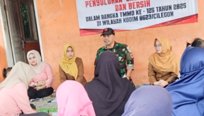 Sertu Syafuri Berikan Penyuluhan Gaya Hidup Sehat dalam Kegiatan TMMD ke-125 Kodim 0623/Cilegon