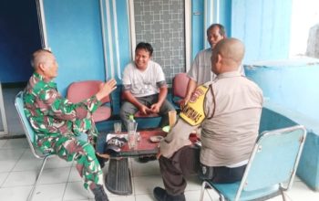 Babinsa Koramil 2307/Ciwandan Komsos  Bahas Gotong Royong dan Kesehatan Lingkungan
