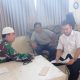 Babinsa Koramil 2305/Cinangka Gencarkan Komsos Bahas Kebersihan dan Toleransi Beragama