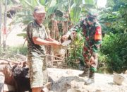 Babinsa Koramil 2306/Mancak Laksanakan Kegiatan Karbak Bersama Warga di Dua Desa