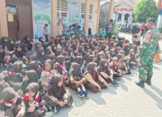 Babinsa Koramil 2307/Ciwandan Berikan Pembekalan Wawasan Kebangsaan kepada Pelajar di Wilayah Citangkil dan Ciwandan