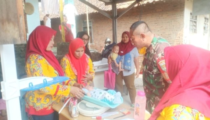 Babinsa Koramil 2307/Ciwandan Laksanakan Kegiatan Puanter di Dua Kelurahan