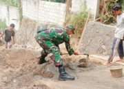 Koramil 2306/Mancak Bersama Warga Laksanakan Karya Bakti Bangun Fasilitas Umum