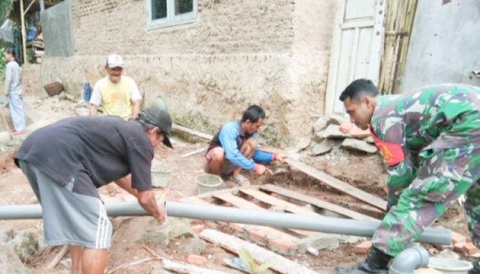 Babinsa Koramil 2302 Laksanakan Giat Karbak di Wilayah Kecamatan Pulo Ampel