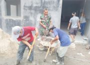 Babinsa Koramil 2307/Ciwandan Gelar Kegiatan Karya Bakti Bersama Masyarakat di Dua Lokasi
