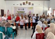 Ratusan Warga Kecamatan Galut Antusias Sambut Hangat Hj. Fadilah Fahriana saat Lakukan Pengawasan APBD 