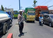 Respon Cepat Petugas Polantas Polres Maros Urai Kemacetan Di Apresiasi Warga