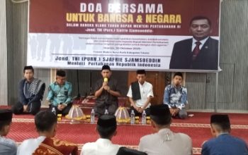 Anggota Fraksi Nasdem RI, Achmad Daeng Se’re Gelar Doa Bersama Ratusan Santri Takalar untuk Ulang Tahun Menteri Pertahanan, Sjafrie Sjamsoeddin