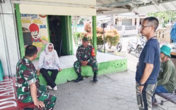 BabinsaKoramil 2304/Anyer : Perkuat Kamtibmas dan Dukung Kesehatan Masyarakat