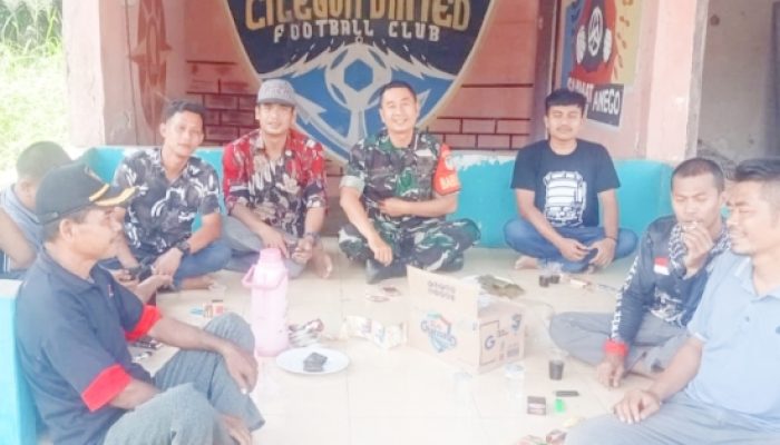 Babinsa Koramil 2301/Cilegon Gencarkan Komsos Tingkatkan Keamanan Wilayah
