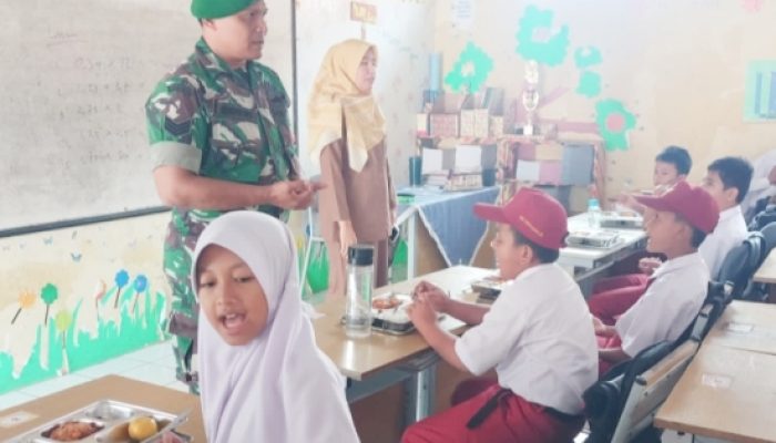 Babinsa Koramil 2303/Pulomerak Gelar Kegiatan Bintahwil di Sekolah Dasar Wilayah Binaan