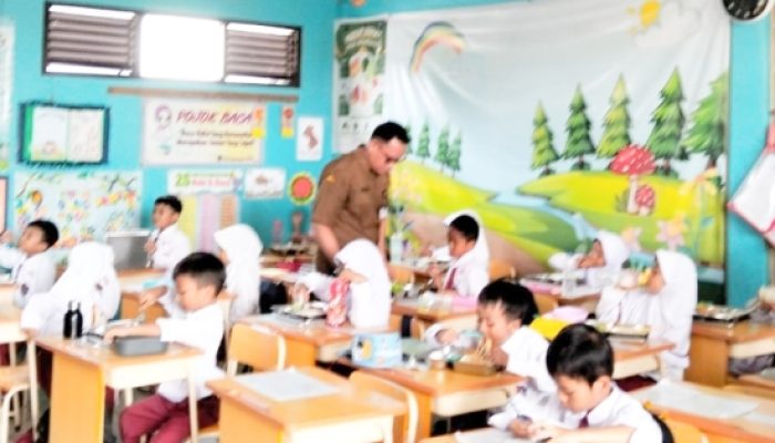 Program Makanan Bergizi Bantu Siswa SDN Blok C Lebih Semangat Belajar, Kepala Sekolah Ucapkan Terima Kasih ke Presiden
