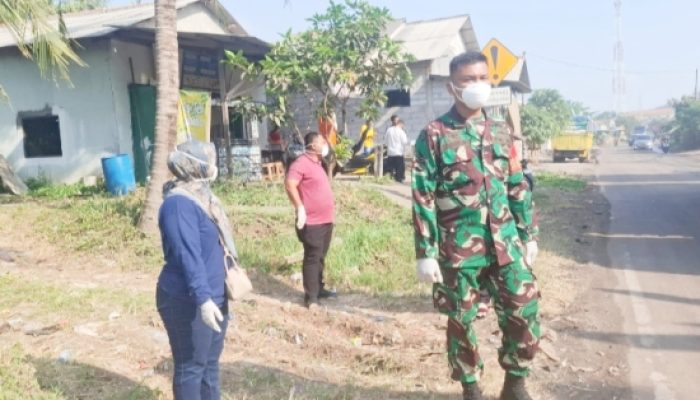 Babinsa Koramil 2302/Bojonegara Aktif Dalam Kegiatan Karbak di Wilayah Kecamatan Puloampel