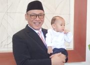 Wali Kota Cilegon Periode 2021-2025 Yang Juga Menjabat Ketua DPC Partai Gerindra Kota Cilegon H. Helldy Agustian Sampaikan Ucapan Selamat Pernikahan kepada Cindy dan Wahyu