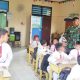 Babinsa Koramil 2303/Pulo Merak Gencarkan Pembinaan Wilayah : Edukasi Anak Sekolah dan Aparat Keamanan Soal Keselamatan dan Bahaya Narkoba